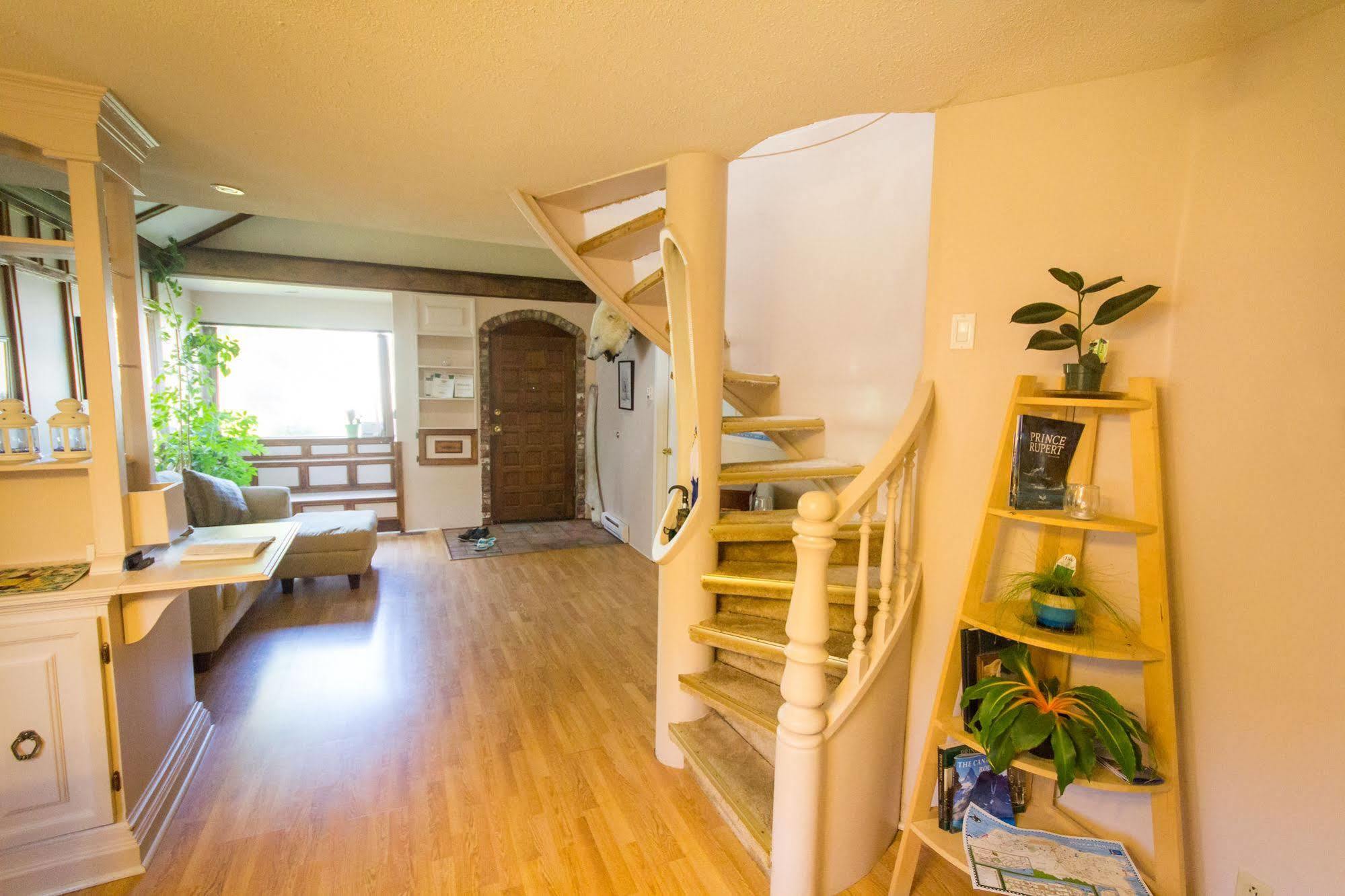 פרינס רופרט Tall Trees Bed & Breakfast מראה חיצוני תמונה